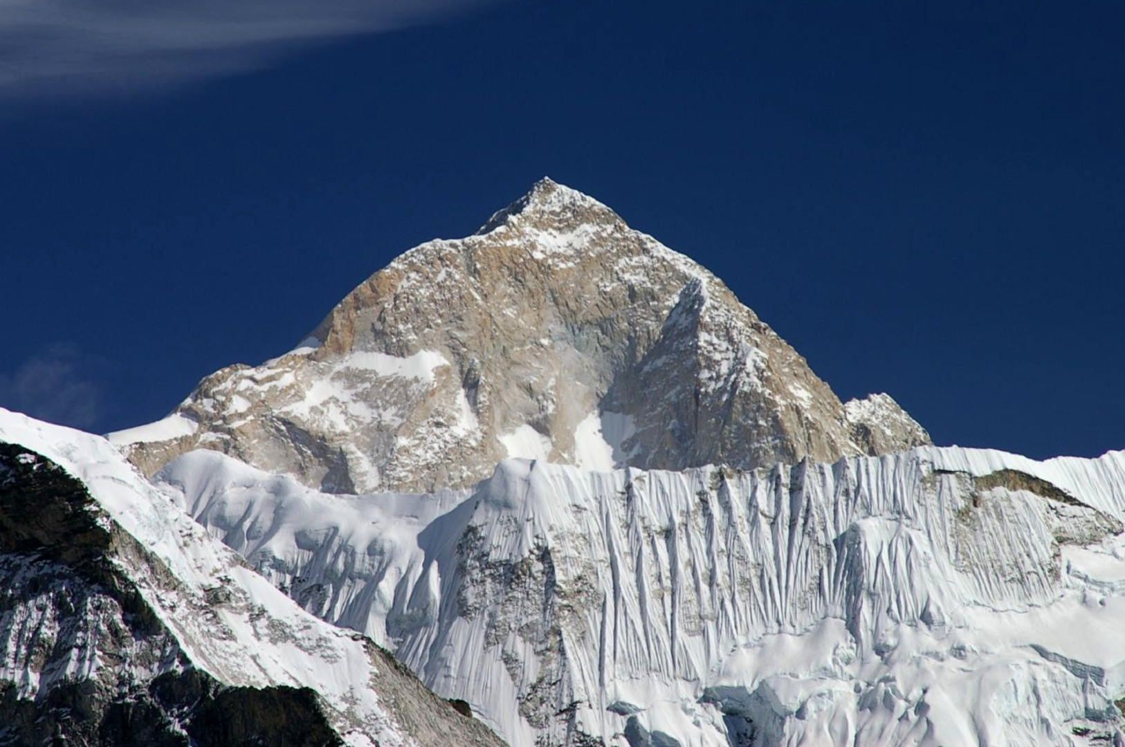 Makalu Summit Views